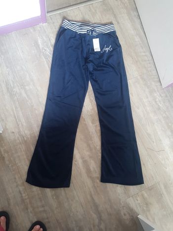 Pantalon taille Xl neuf