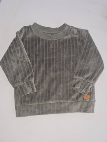 Pull kaki taille 9 mois