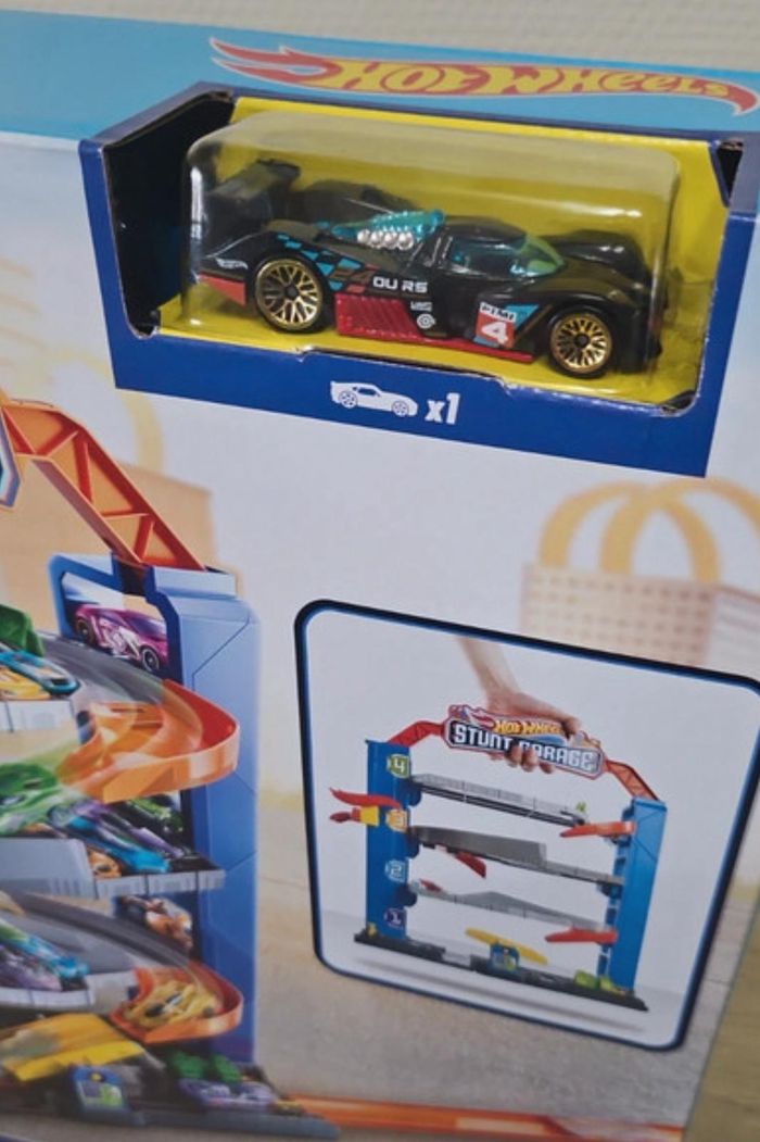 Stunt Garage Hot Wheels Neuf - photo numéro 2