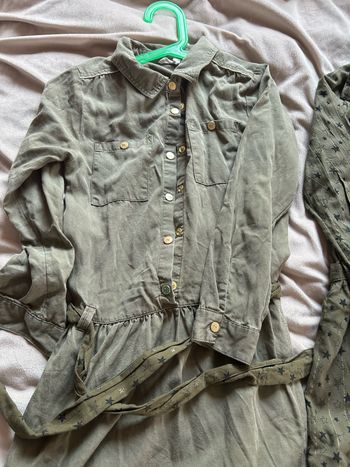 4 robe taille 10 ans