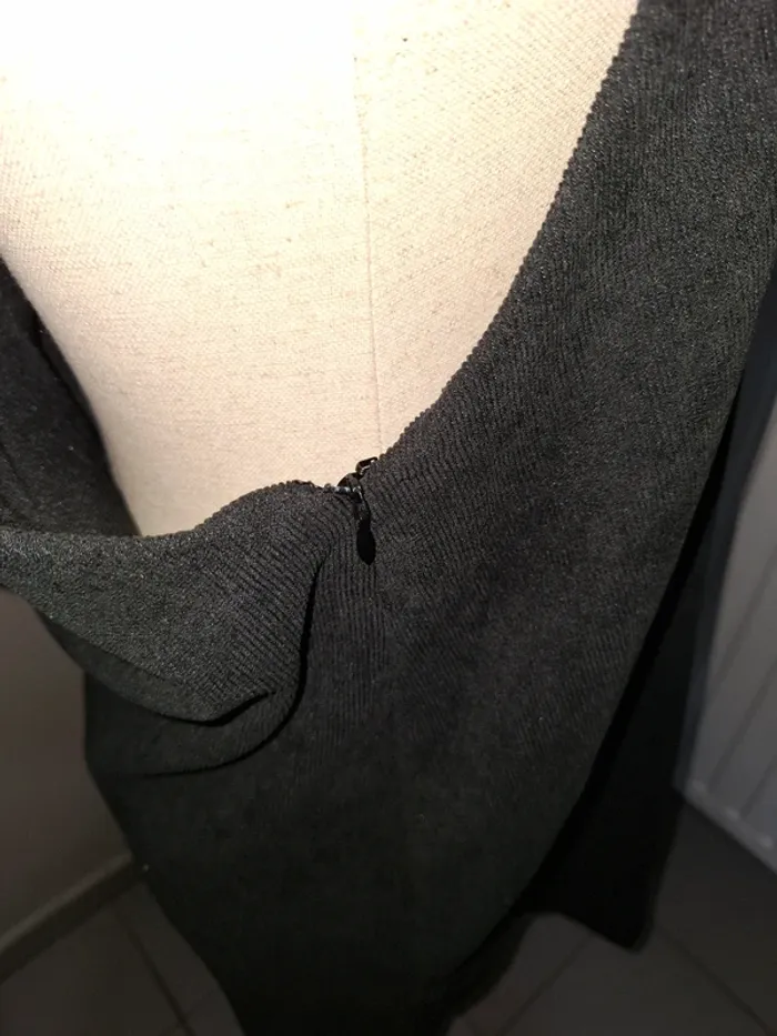 Robe shein noire à boutons effet côtelé - photo numéro 4