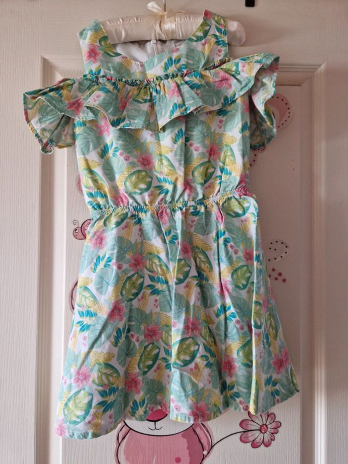 Robe 8 ans fleuri orchestra