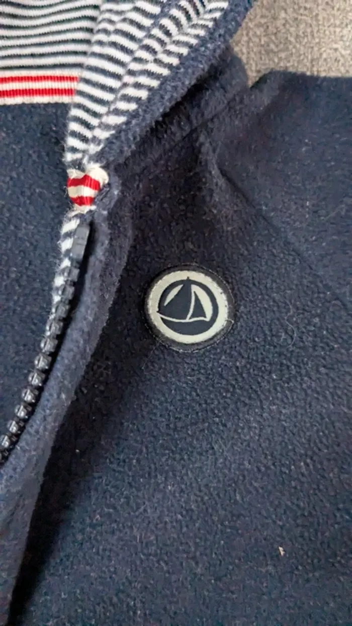 Lot 2 shorts et une veste Petit Bateau | 24 mois - photo numéro 4