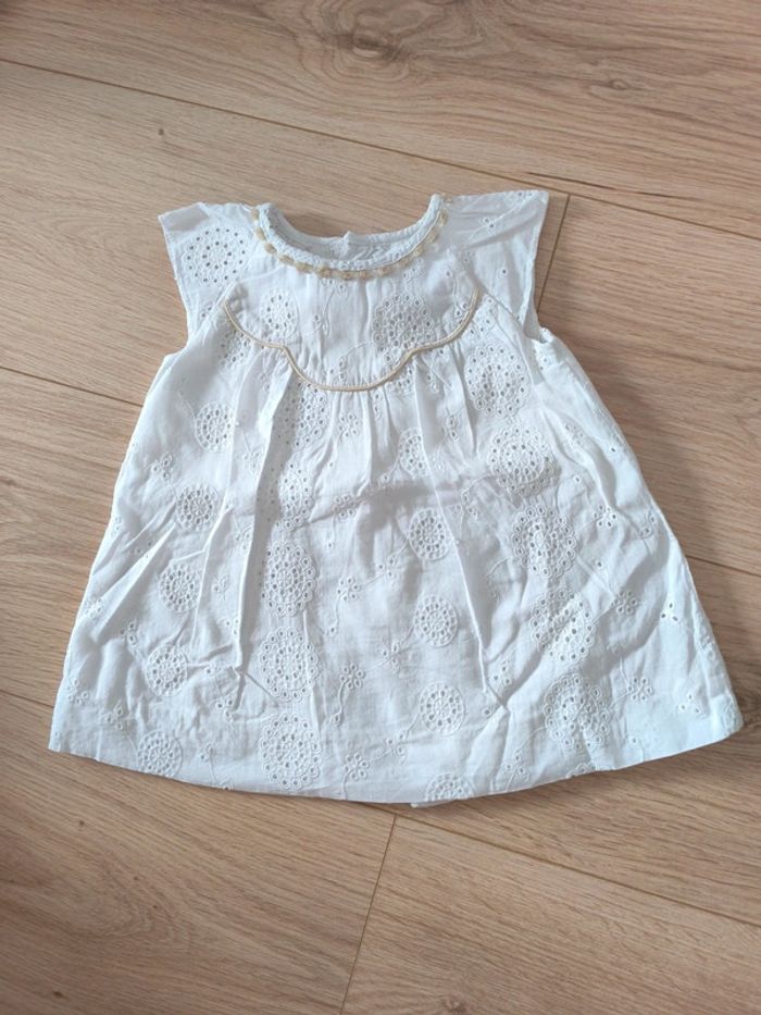 Robe blanche broderie anglaise Zara Baby - Taille 6-9 mois 74cm