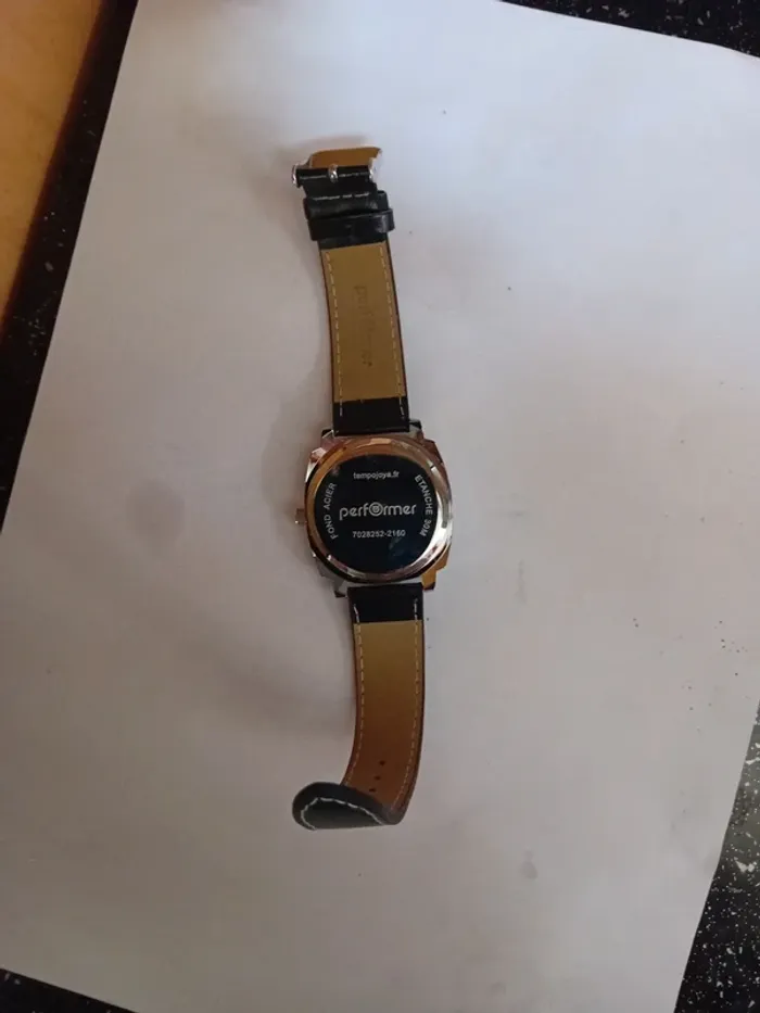 Montre neuve - photo numéro 4