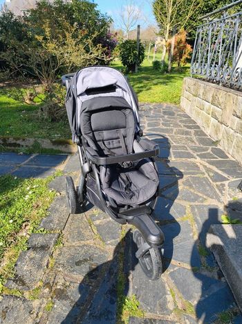 🚼 Poussette Chicco Activ3 à vendre – Très bon état