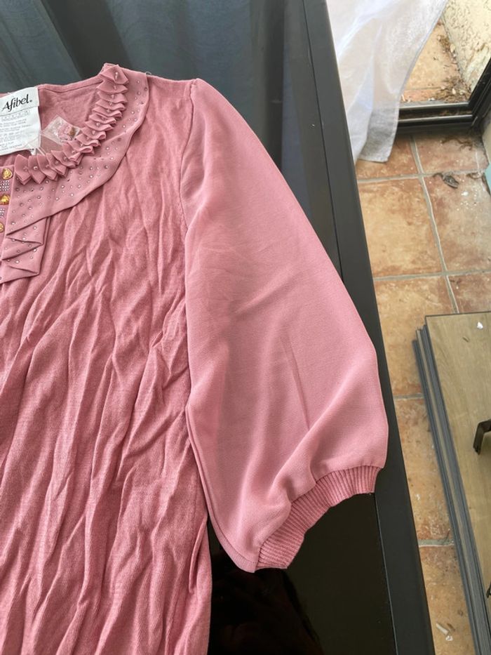 Très joli T-shirt, léger de la marque Afibel, en taille 46 48 - photo numéro 2