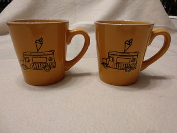 2 mugs Glacier