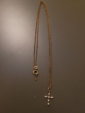 Collier croix
