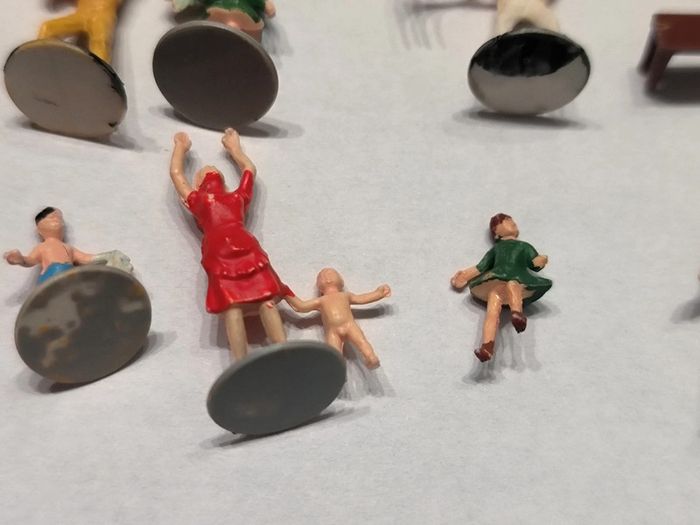 Vintage boîte Walter merten miniature en plastique Berlin west - photo numéro 6