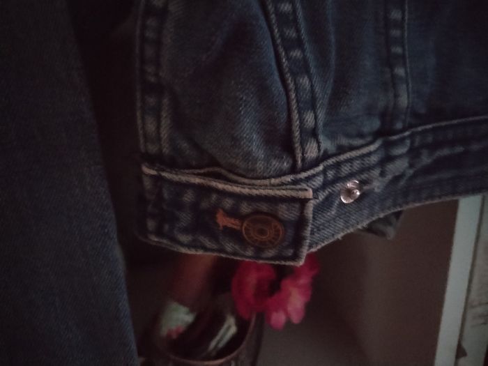 Jolie Veste en jeans courte 6/7 ans 100% coton neuve - photo numéro 7