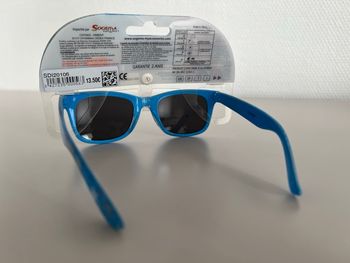 Lunettes solaires bleue Disney Frozen fille