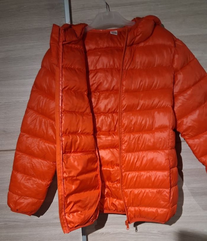 Doudoune avec capuche légère taille 12 ans temu - photo numéro 3