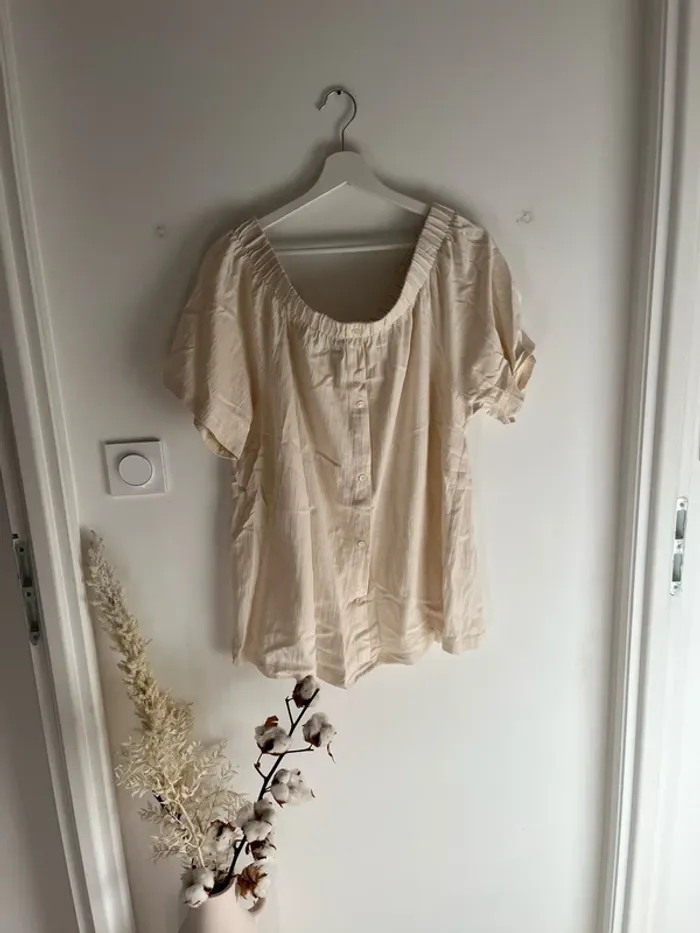 Joli haut, Kiabi, crème