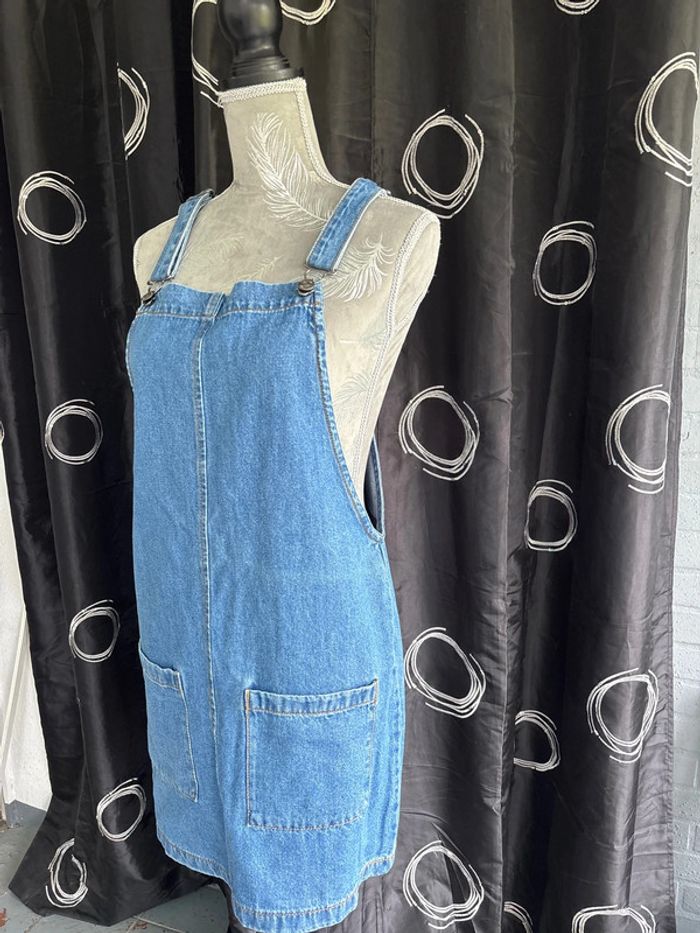 Robe en jean à bretelles - photo numéro 2