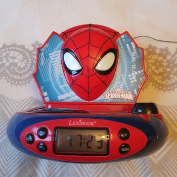 Reveil spiderman