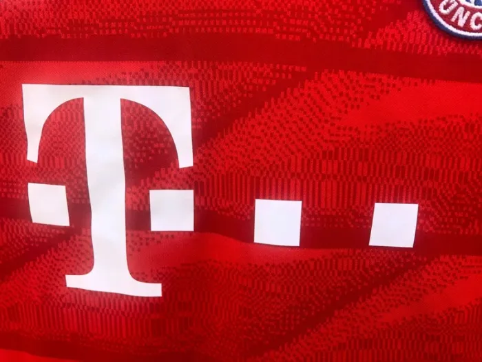 Adidas soccer jersey Maillot foot football Bayern 2019-2020 Womens L - photo numéro 4