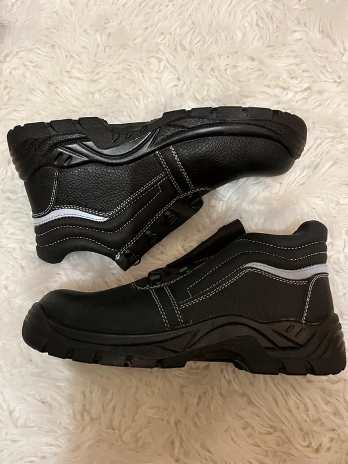Chaussures de sécurité Coverguard t.42 - photo numéro 4