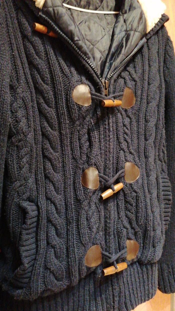 Veste en laine à capuche - photo numéro 3