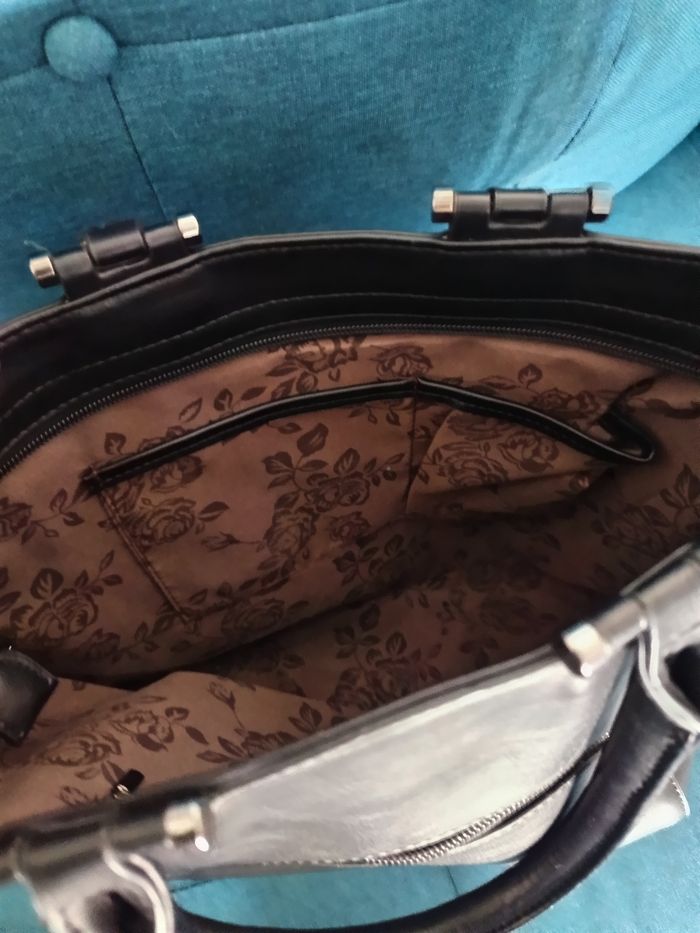 Sac à main bandoulière et anses - photo numéro 8