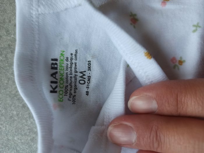 Lot 3 bodies Kiabi 0 mois - photo numéro 8