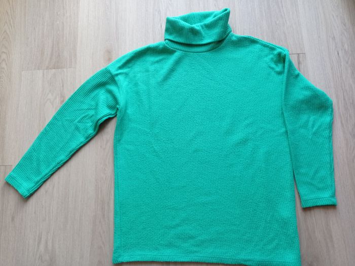 PULL STRADIVARIUS Vert. - photo numéro 3