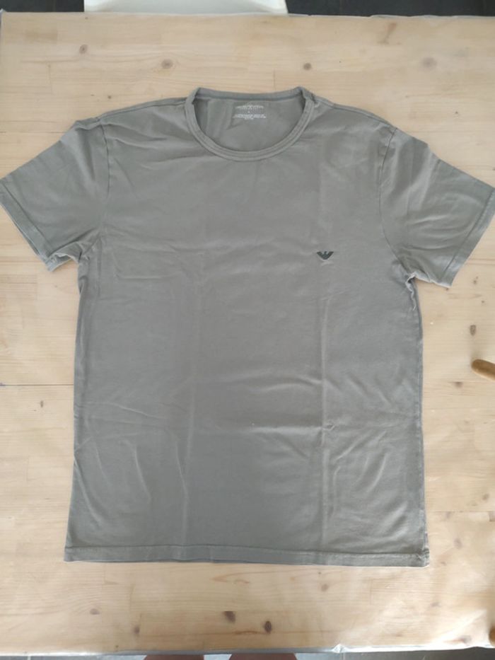 Emporio Armani Underwear 
Tee shirt manches courtes
 gris  
taille L