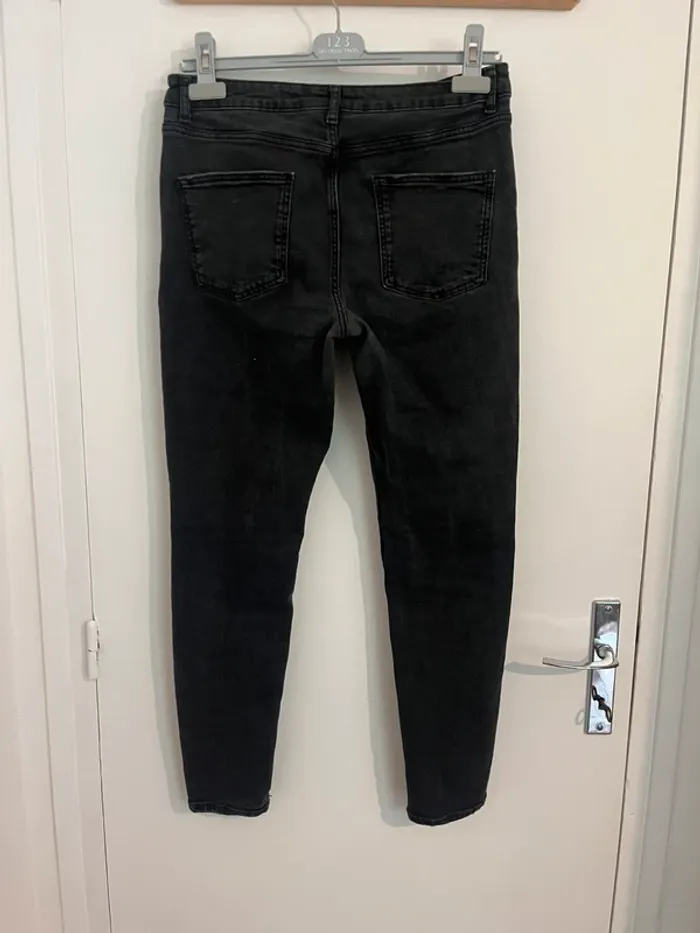 Collection de 10 pantalons - taille 36 / 38 - photo numéro 3