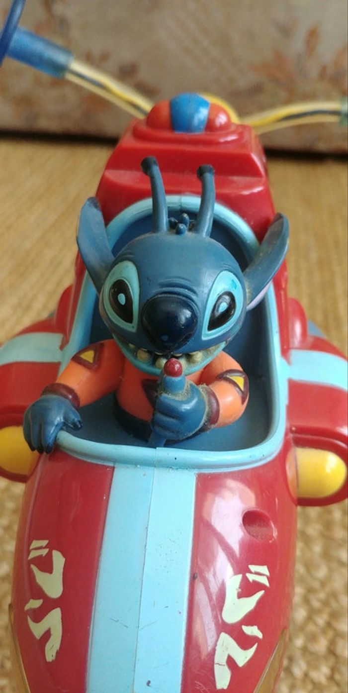 Jouet Disney Lilo and Stitch Space Ship Light up Spinner Disneyland ParisVintage - photo numéro 5