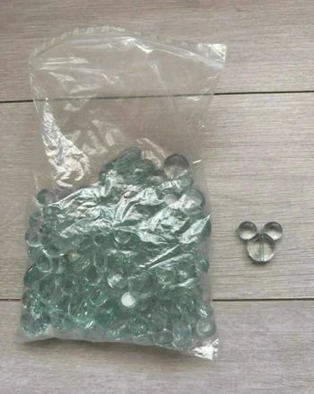 Lot de 51 perles acrylique Mickey vert d eau
