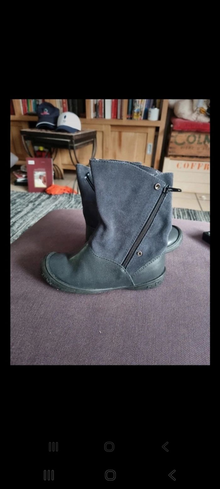 Bottes Vertbaudet  cuir neuves taille 29