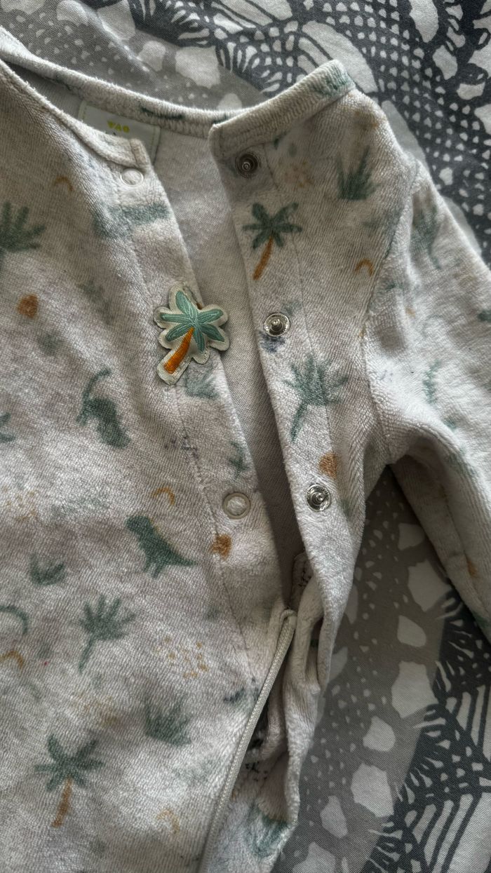 Pyjama, tape-à-l’œil - photo numéro 2