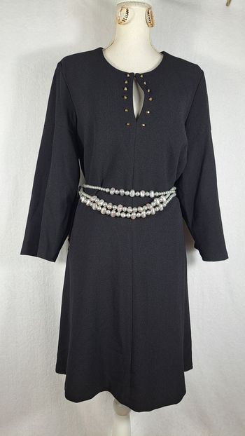 Robe noir julian Taylor taille 44