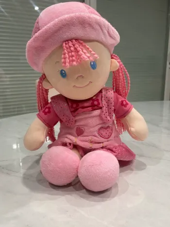 Poupée peluche