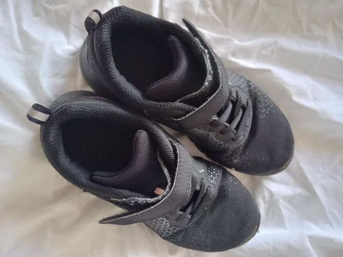 Chaussure garçon taille 32