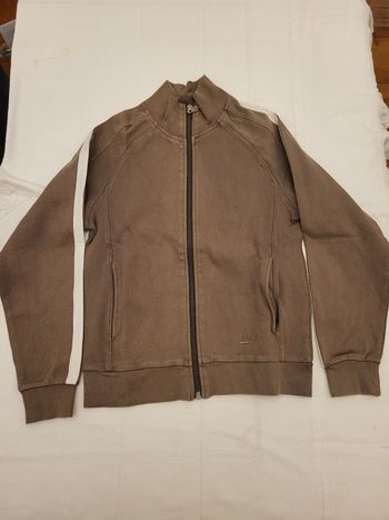1 sweat zippé garçon 10 ans 