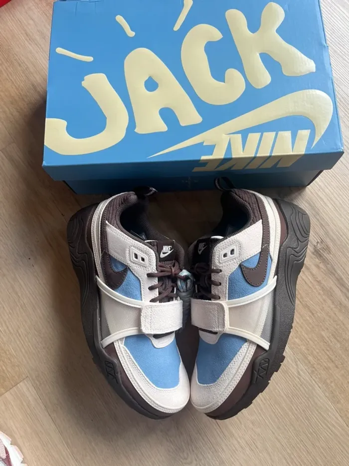Nike X Travis Scott Zoom Field Jaxx Leche Blue Taille 39 - photo numéro 2