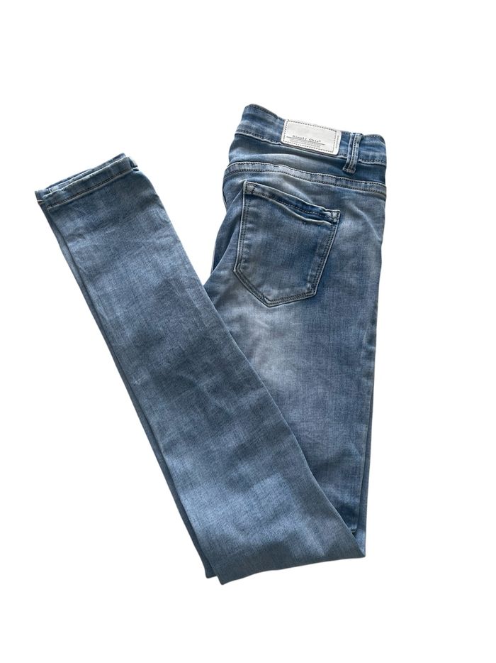 Jean slim troué taille 36/S