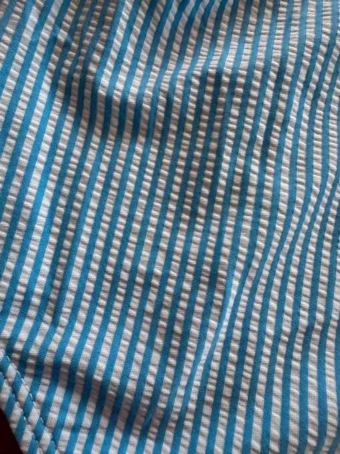 Maillot de bain neuf 2/3 ans - photo numéro 2