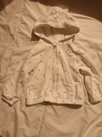 Gilet sweat à capuche 24 mois