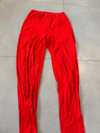 Bas de pyjama rouge, taille 38, très bon état