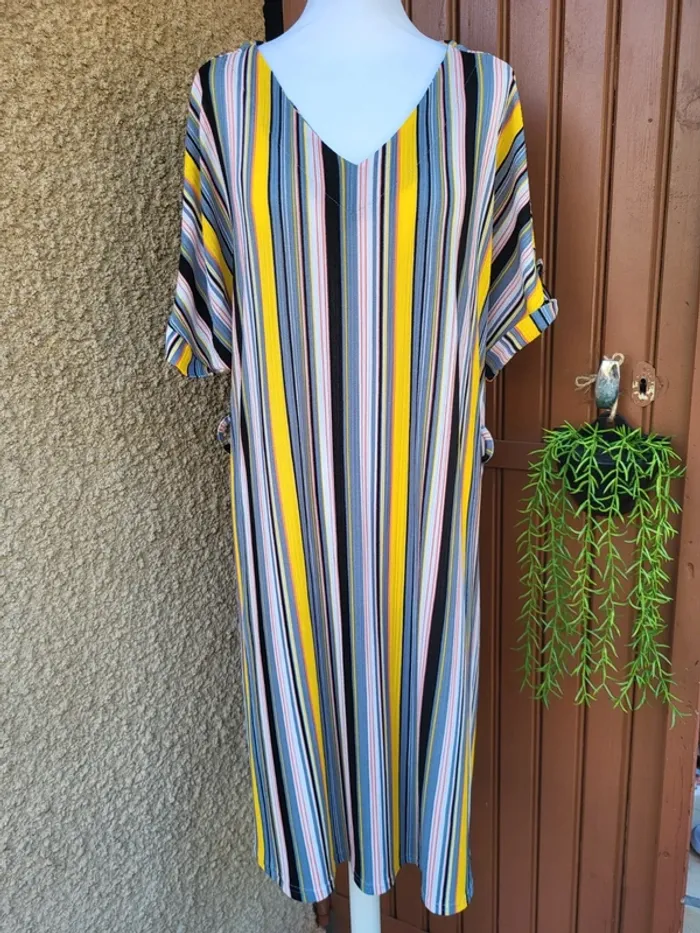 Robe fluide côtelé rayures multicolore vetistyle taille 54 - photo numéro 2