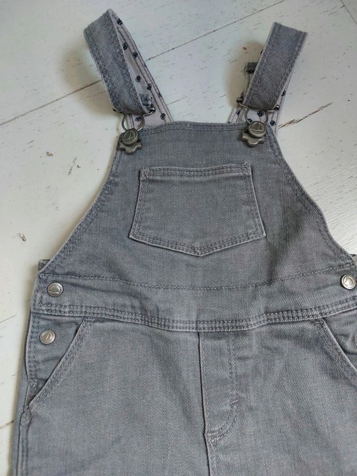 Salopette en jean gris Petit Bateau Taille 6 mois - photo numéro 2