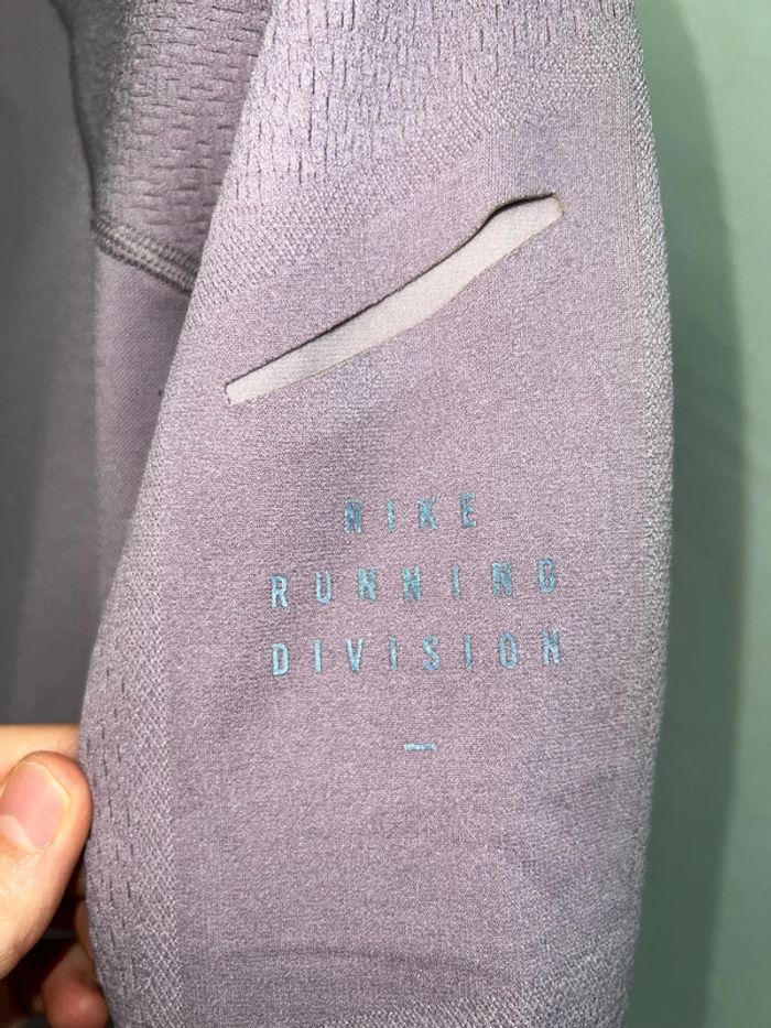Haut Nike running division - photo numéro 6
