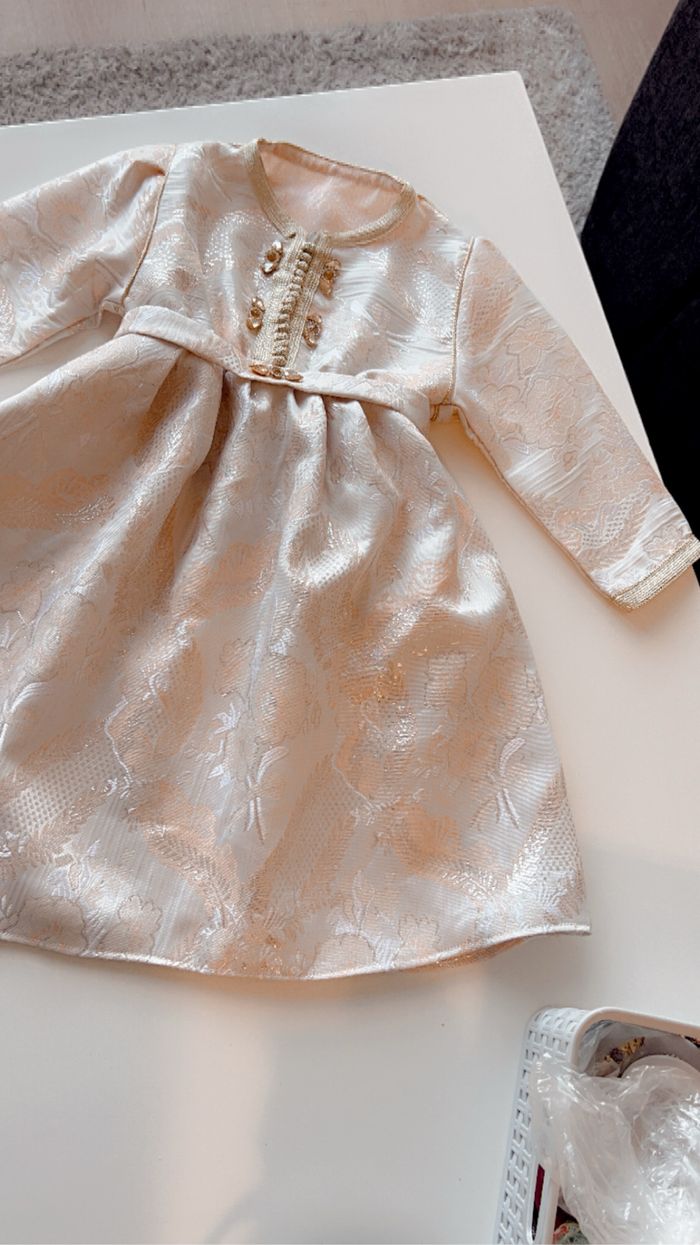 Caftan bébé neuf
