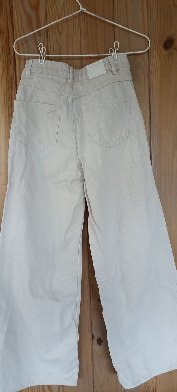 Jean troué femme Jennyfer taille 36 - photo numéro 4