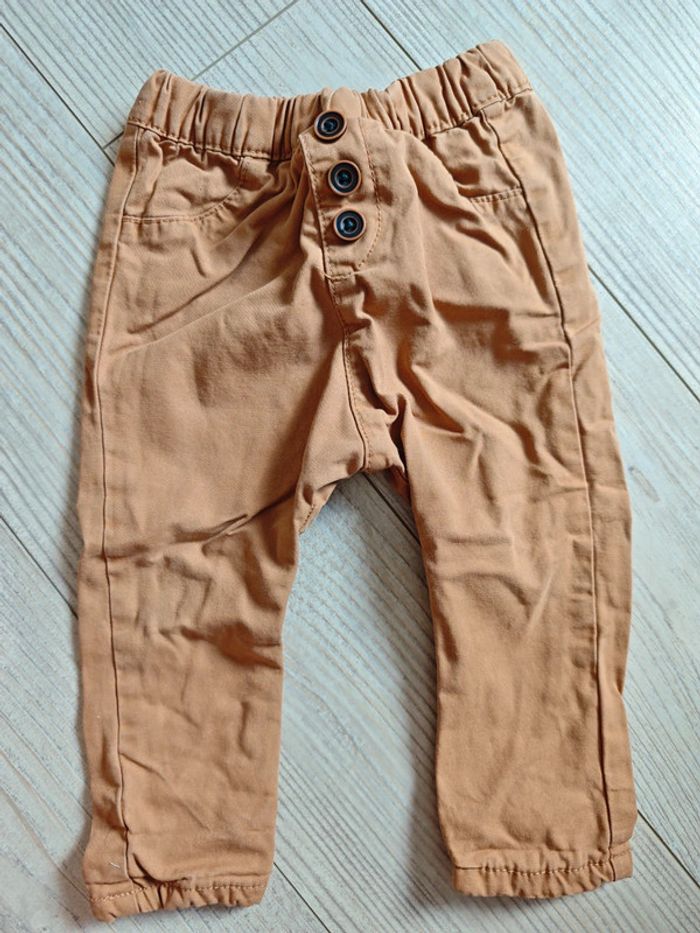3 jeans 18 mois - photo numéro 2