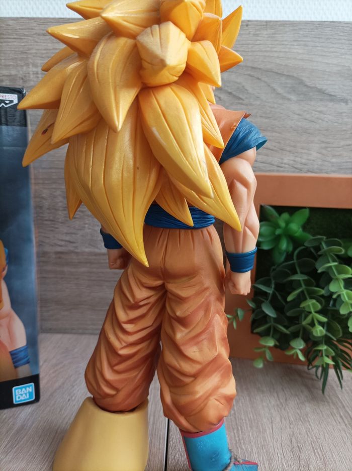 Figurine Son Goku super Saiyan 3 Dragon Ball Z DBZ banpresto grandista Nero Bandai - photo numéro 7