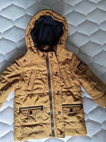 Veste légère Gémo garçon 4 ans – capuche – jaune moutarde