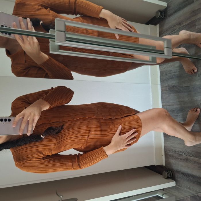Robe en maille côtelée marron caramel à manches longues - Taille Unique - NEUF - C'est Monique - photo numéro 2